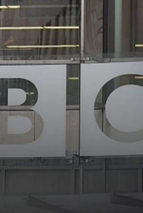 Chefes da BBC renunciam após polêmica de fakenews sobre Donald Trump