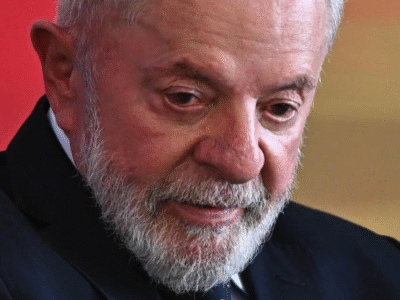Bases navais são preparadas para festas de fim de ano de Lula