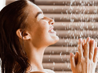 O que acontece se você dormir com o cabelo molhado?