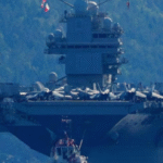 Maior porta-aviões do mundo chega à América Latina e amplia tensão EUA- Venezuela