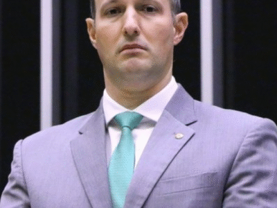 Derrite divulga a nova versão do Projeto de Lei Antifacção.