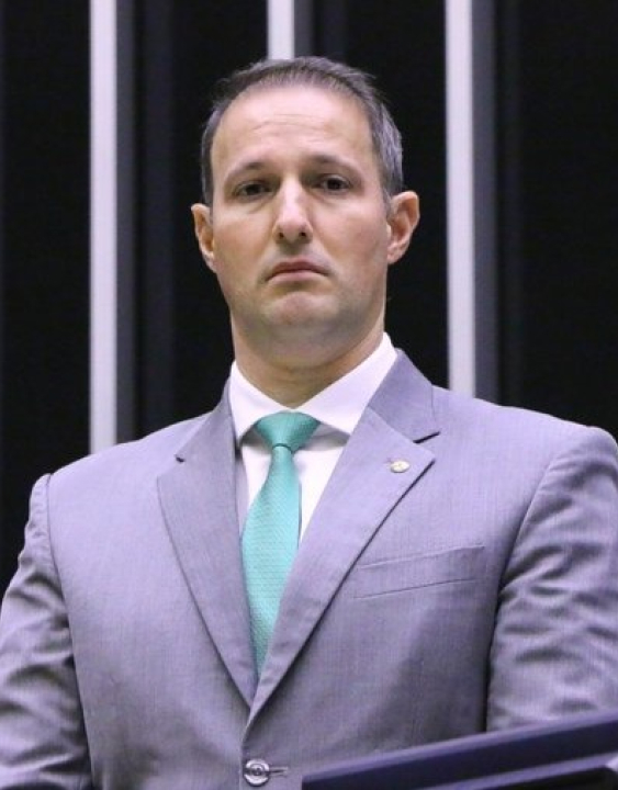 Derrite divulga a nova versão do Projeto de Lei Antifacção.