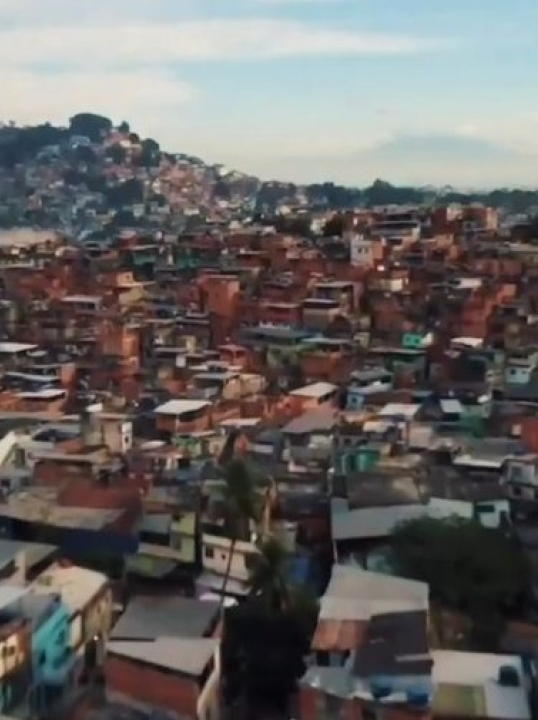 Irmão de Dino quer responsabilizar policiais depois de megaoperação no Rio