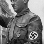 Documentário aponta que Hitler sofria de síndrome s3xual rara