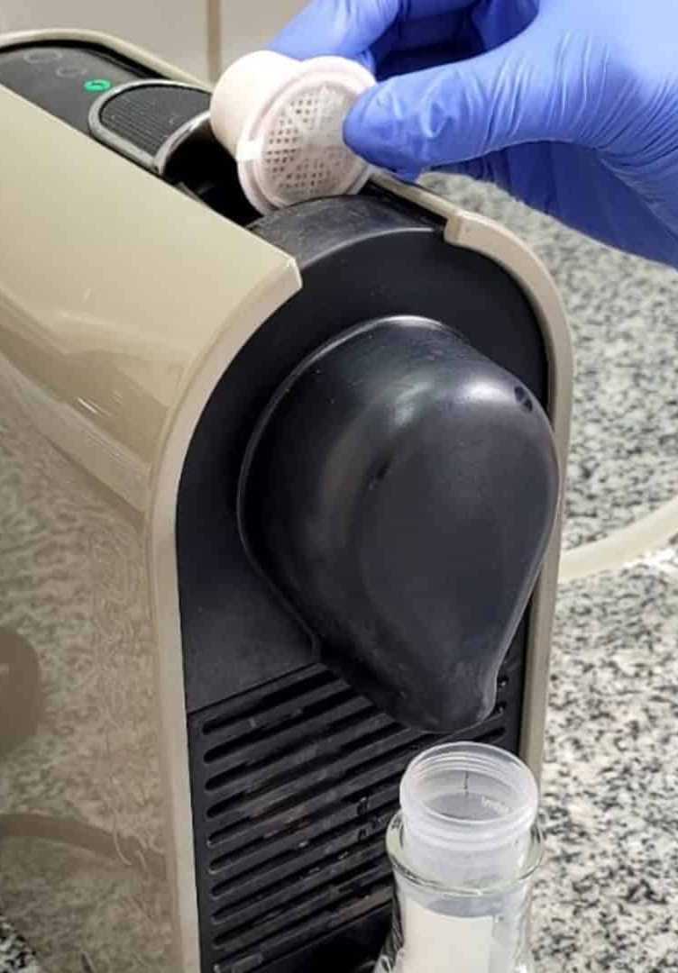 Método pioneiro usa máquina de café para identificar contaminação em peixes