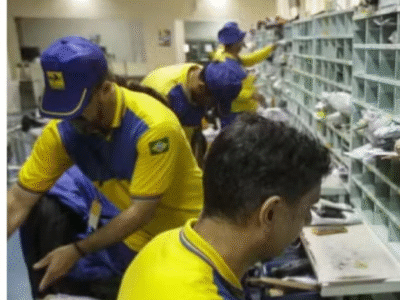 Correios em alerta máximo: estatal corre para levantar R$ 10 bilhões em 15 dias e planeja PDV para cortar 10 mil funcionários