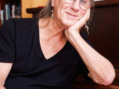 Novembro Azul: mulher trans descobre que está com câncer de próstata e faz alerta