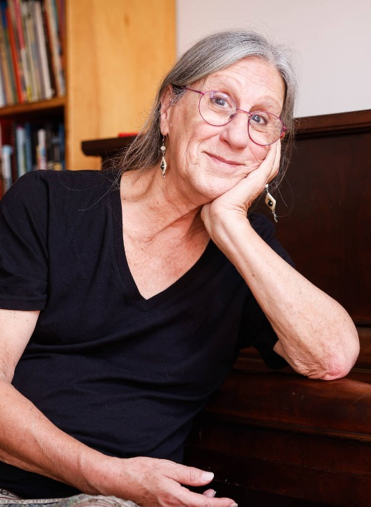 Novembro Azul: mulher trans descobre que está com câncer de próstata e faz alerta