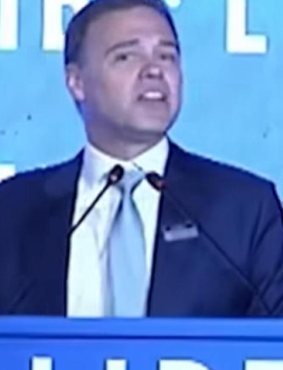 Urgente: Ministro André Mendonça disse que iria subir em uma comunidade do Rio de Janeiro e seus assessores disseram que teriam que pedir permissão ao crime organizado, VEJA VÍDEO