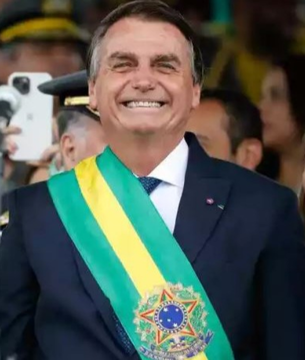 Moraes autoriza visita de Michelle a Bolsonaro por período limitado; CONFIRA