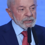 Lula diz que Brasil deu ‘lição de democracia ao mundo’ após prisão de Bolsonaro