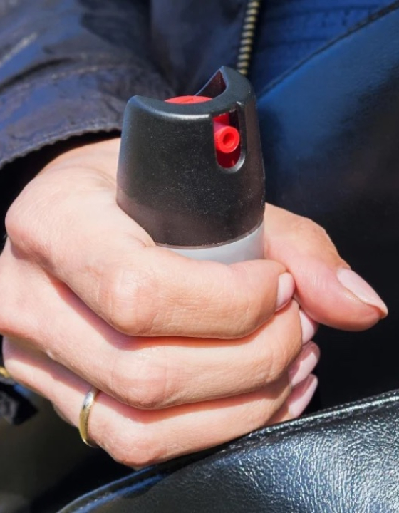 Castro autoriza que mulheres comprem spray de pimenta em farmácias