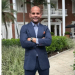 Médico acusado de produzir Monjauro ilegalmente acumula 750 mil seguidores e atende em uma mansão