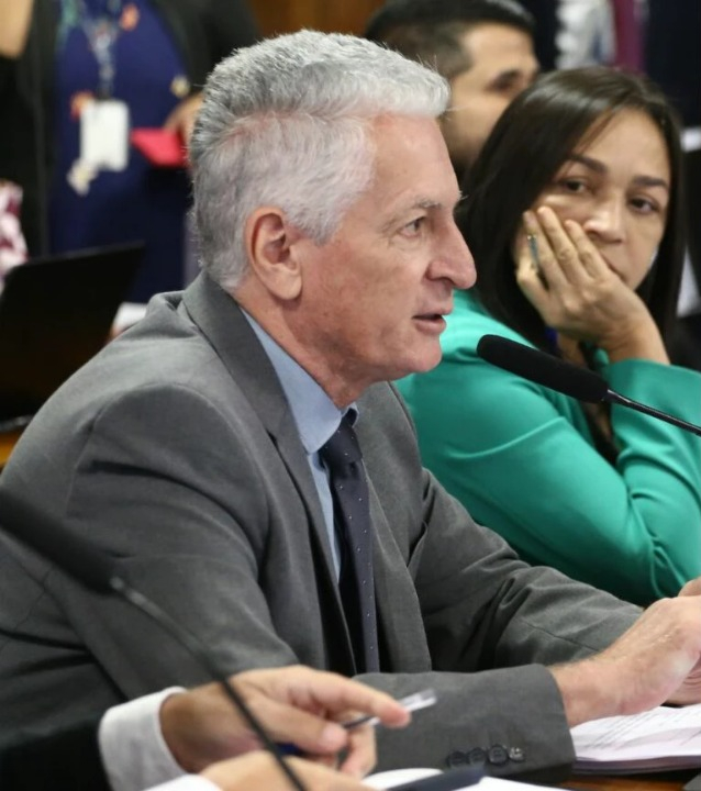 Clima pega fogo: Van Hattem bate boca com petista na CPMI do INSS; VEJA VÍDEO