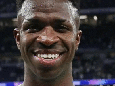 O Real Madrid venderá Vini Jr. em janeiro após atitudes consideradas indisciplinares nos últimos dias. O presidente do clube quer deixar claro que nenhum jogador está acima da equipe