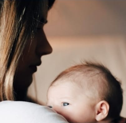 Pensamentos “intrusivos” e perigosis em gestantes podem ajudar a detectar transtornos mentais delas. Saiba quando se preocupar