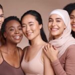 Brasil vira destino de mulheres estrangeiras que buscam cirurgia por etnia, com técnicas que respeitam suas origens, anatomia e biotipo. Entenda como funciona