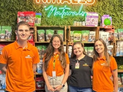 ONGs de proteção animal em Marília sofrem queda de doações e pet shop Nmalls lança campanha para arrecadação de rações. Serão favorecidas as ONGs Garra, Amor Animal, Comunidade dos Gatinhos e Spaddes. Veja