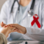 Brasil elimina transmissão vertical do HIV e registra menor mortalidade em 32 anos