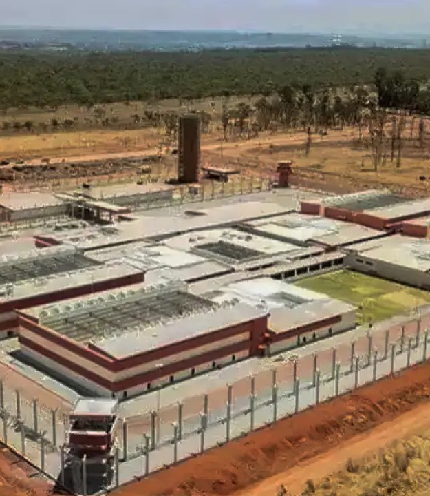 Governo Lula contrata empreiteira de investigado por corrupção para obra contra fugas em penitenciária