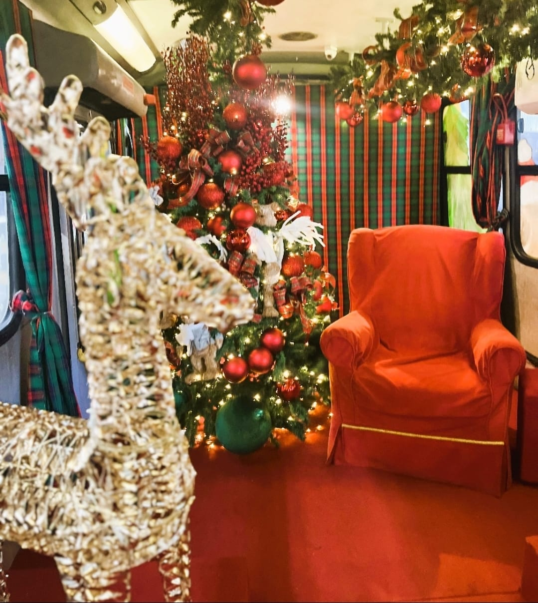 Natal Iluminado: Associação Comercial realiza hoje carreata com o “Ônibus do Noel”. Repetindo o sucesso do ano passado, etinerário passa por grande parte da cidade. Confira locais
