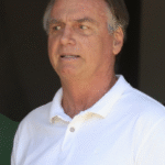 AGORA: Flávio Bolsonaro é escolhido como pré-candidato à Presidência por Bolsonaro; Tarcísio já foi avisado e seguirá para reeleição