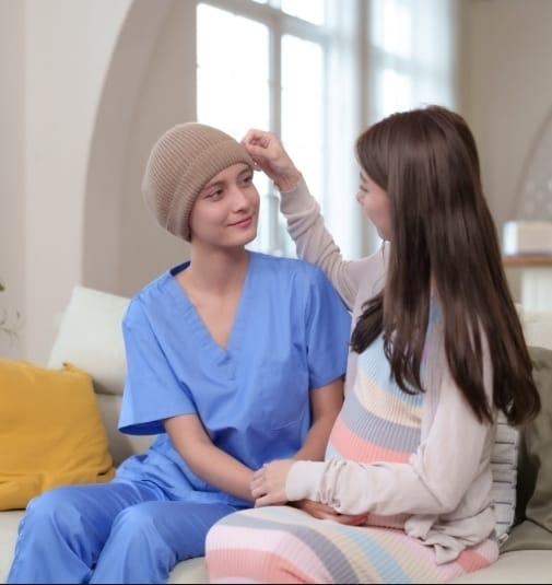 Como apoiar alguém com câncer: 10 atitudes que fazem diferença. Especialistas explicam como familiares e amigos podem oferecer suporte real, sem invadir ou sobrecarregar o paciente