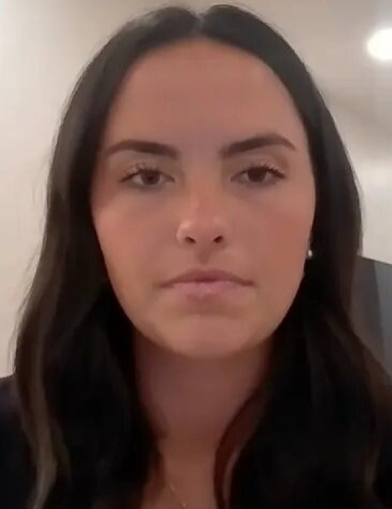 Estudante cristã de medicina recebe zero por discordar de ideologia de gênero