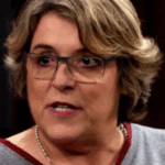 Justiça condena Bárbara Gancia a 4 meses de detenção por ofensas a Laura, filha de Bolsonaro