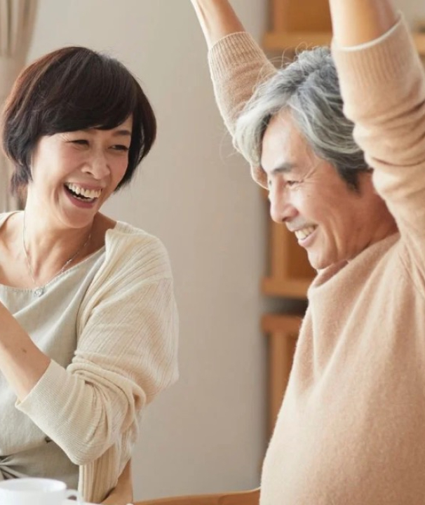 Isenção para alívio financeiro: Idosos acima dos 60 estão livres de 3 taxas por lei em 2026