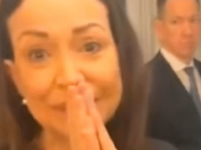 Após fugir da Venezuela; Maía Corina aparece em Oslo e é ovacionada; VEJA VÍDEO