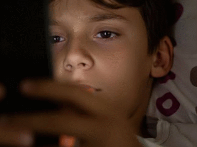 Adeus forçado: Austrália desliga adolescentes das redes sociais