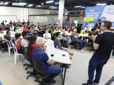DevFest Unimar 2025, um dos maiores eventos de tecnologia do interior paulista e que integra oficialmente o calendário do Google Developer Groups, reúne ingressantes e acadêmicos em dois dias de imersão em tecnologia