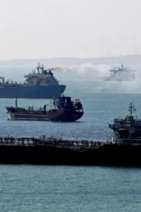 O que é a frota de navios fantasmas que os EUA acusam a Venezuela de usar para burlar sanções e exportar petróleo?