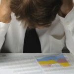 Inadimplência das empresas brasileiras atinge recorde de 8,4 milhões de CNPJs negativados até setembro de 2025