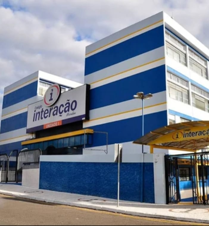 COLÉGIO INTERAÇÃO: TRADIÇÃO EDUCACIONAL QUE SE REINVENTA DIANTE DOS AVANÇOS TECNOLÓGICOS