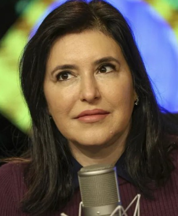 Lula começa a articular o nome de Simone Tebet para o STF, no lugar de Jorge Messias