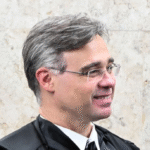 Mendonça levanta sigilo e expõe irregularidades em contratos ligados ao INSS