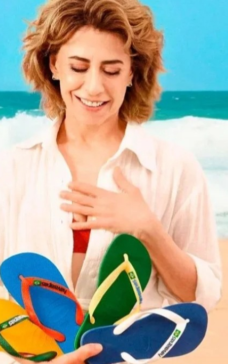 Tarcísio alfineta Havaianas e diz: ‘vamos começar o ano com o pé direito’; VEJA VÍDEO