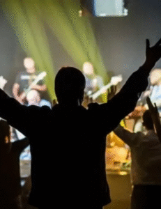 Receita Federal aperta cerco contra dízimos via PIX; SAIBA COMO SERÁ EM 2026