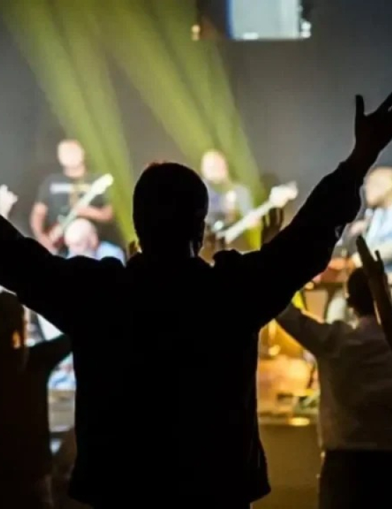 Receita Federal aperta cerco contra dízimos via PIX; SAIBA COMO SERÁ EM 2026