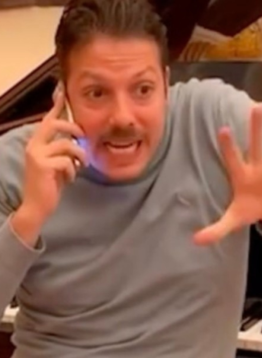 Porchat usa Embaixada do Brasil em Roma para gravar vídeo ironizando direita no caso Havaianas