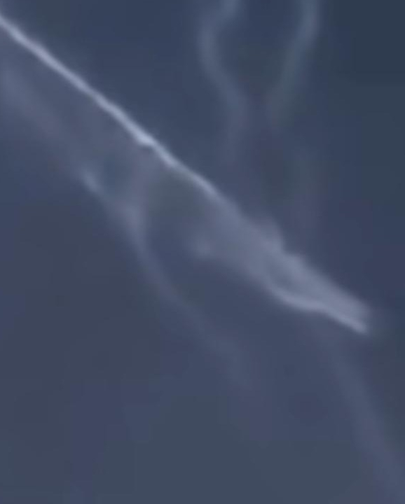 Brasileiro surfa onda gigante e pode ter batido recorde internacional; VEJA VÍDEO