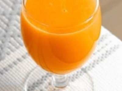 Suco de laranja é aliado da saúde cardiovascular, aponta uma das pesquisas mais recentes, publicada no Molecular Nutrition. Beneficia vasos e reduz inflamação. Veja melhores formas de consumo