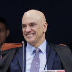 O ministro Alexandre de Moraes determinaria a prisão de Alexandre de Moraes? Rigor do ministro do STF em suas ações penais pode pesar contra ele no caso envolvendo o Banco Master