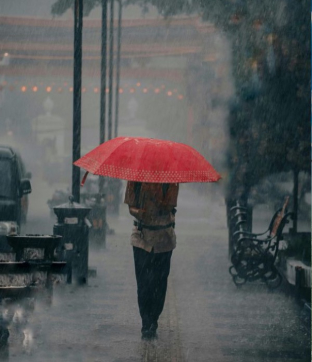 Chuvas intensas e até 32°C: meteorologistas antecipam como fica o clima no Brasil em dezembro