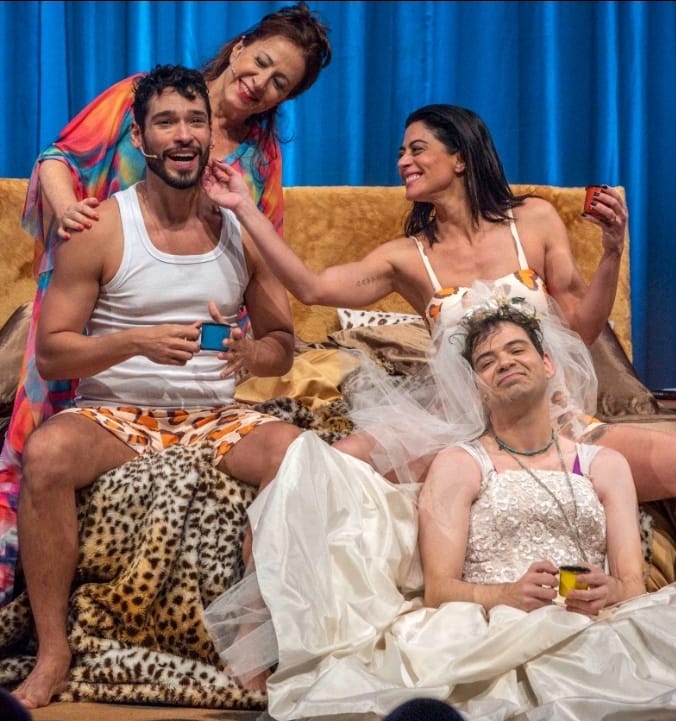 Com Carol Castro, Bruno Fagundes, Gustavo Mendes e Angela Rebello, comédia “A Manhã Seguinte” chega a São Paulo. Se você vai para lá, não deve perder. É sucesso em mais de 10 países. Saiba mais