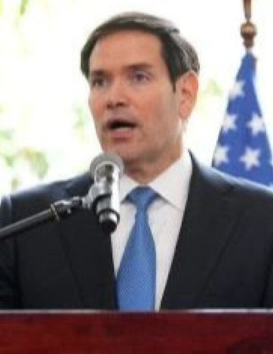 Trump não descarta envio de tropas terrestres à Venezuela, diz Rubio