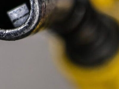 Preço do petróleo cai após prisão de Maduro pelo governo dos EUA