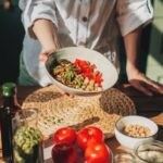 Como adotar uma alimentação realmente saudável em 2026. Modismos e dicas sem base científica por “influencers” impõem riscos. Conheça 4 estratégias, por médido nutrólogo do Einstein